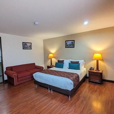 Hotel La Sabana Богота Экстерьер фото