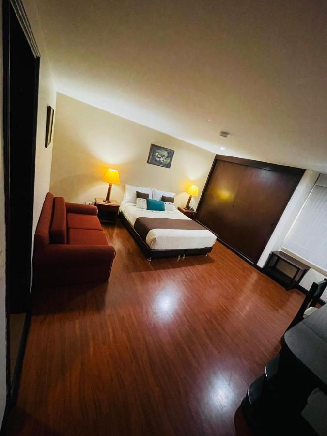 Hotel La Sabana Богота Экстерьер фото