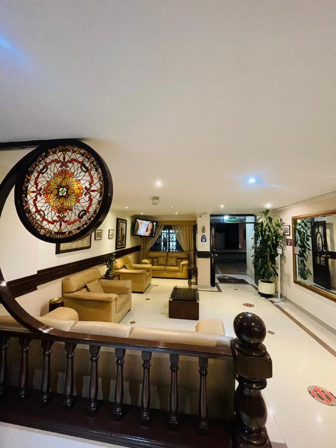 Hotel La Sabana Богота Экстерьер фото