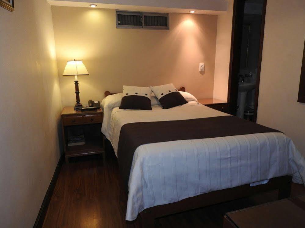 Hotel La Sabana Богота Экстерьер фото