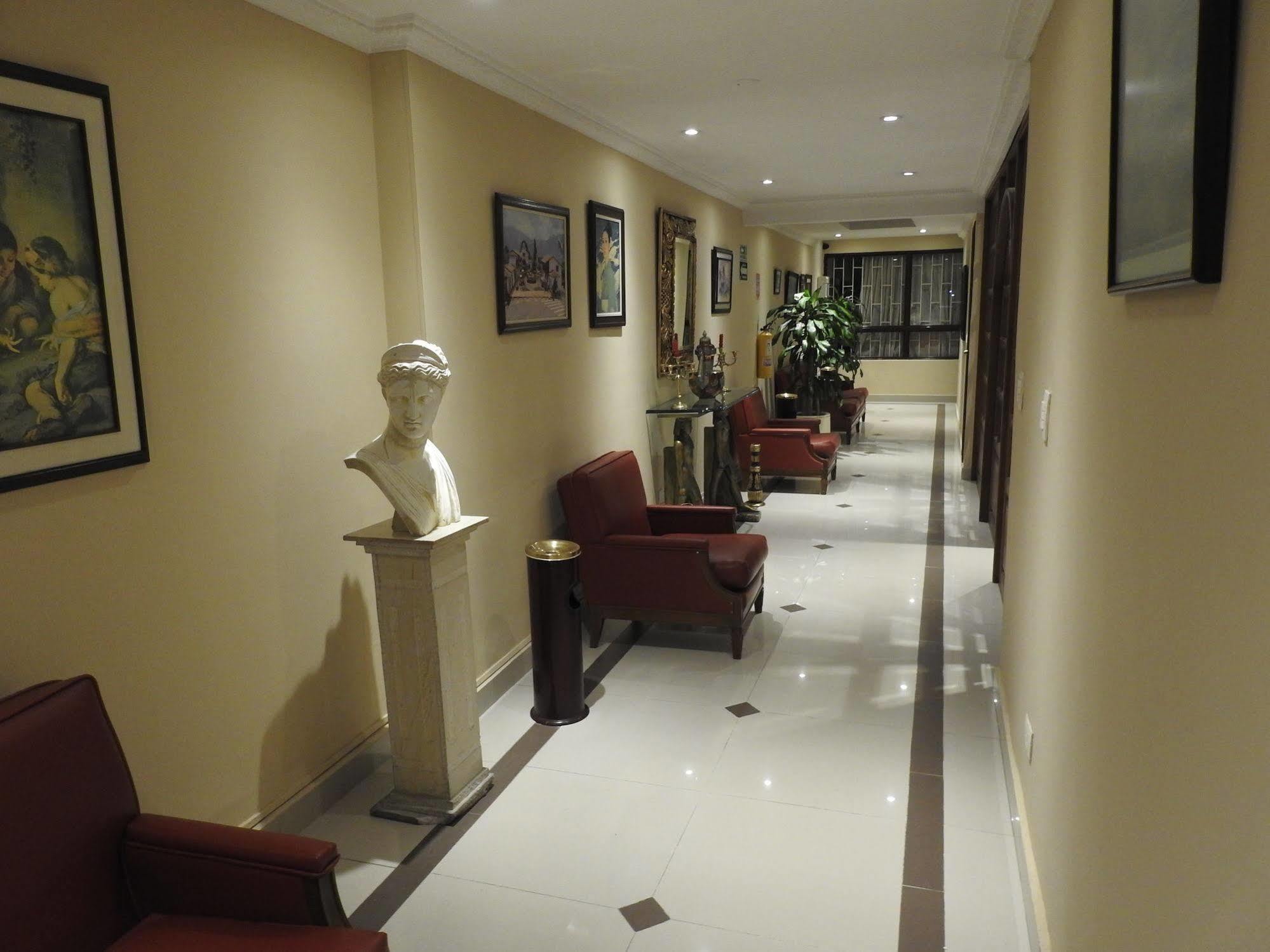 Hotel La Sabana Богота Экстерьер фото